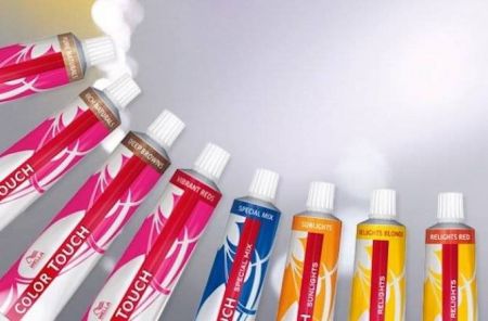 Чому фарба швидко змивається після відвідин салону?